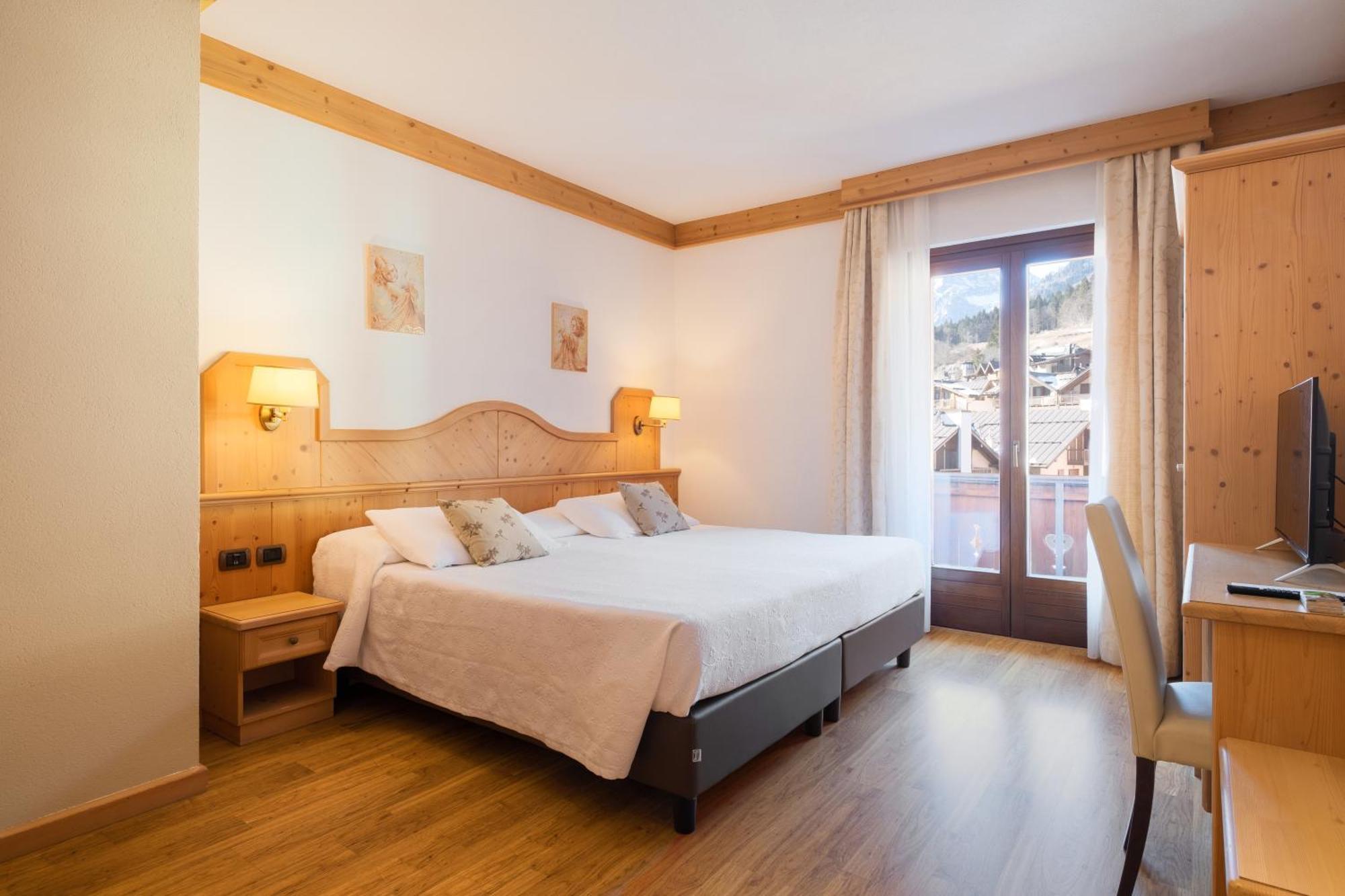 Il Piccolo Dolomiti Resort Andalo Eksteriør bilde